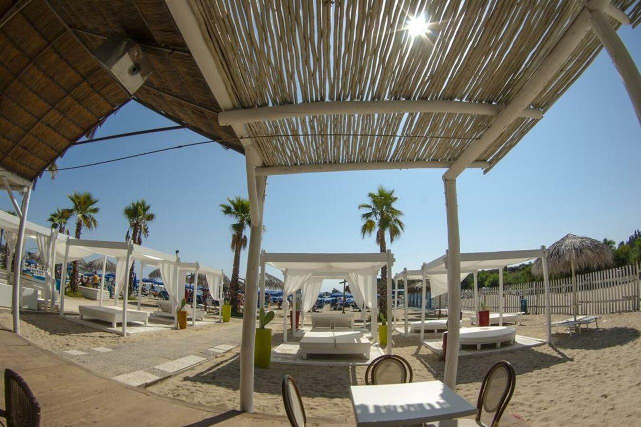 ホテル Futura Club Spiagge Bianche フォンターネ・ビアンケ エクステリア 写真